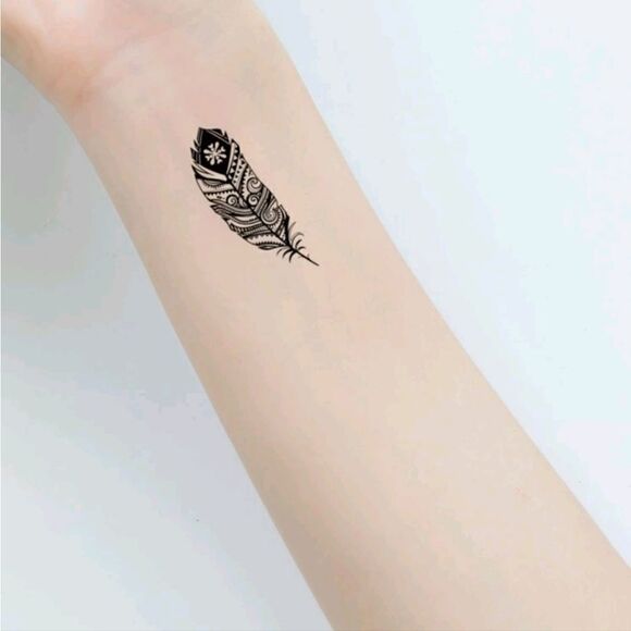 Cresent moon, arrow & feathers Temporary Tattoos - Picture 4 of 7